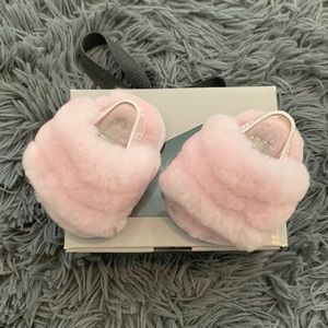 UGG fluff yeah slide baby
